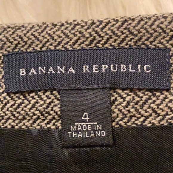 BANANA REPUBLIC WOOL SKIRT SIZE 4 - Picture 3 of 5